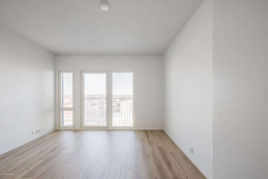 Rooms - Modern Flat with French Balcony in Malmi