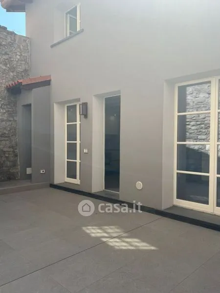 Aed - Modern Studio Flat in Como's Historic Centre