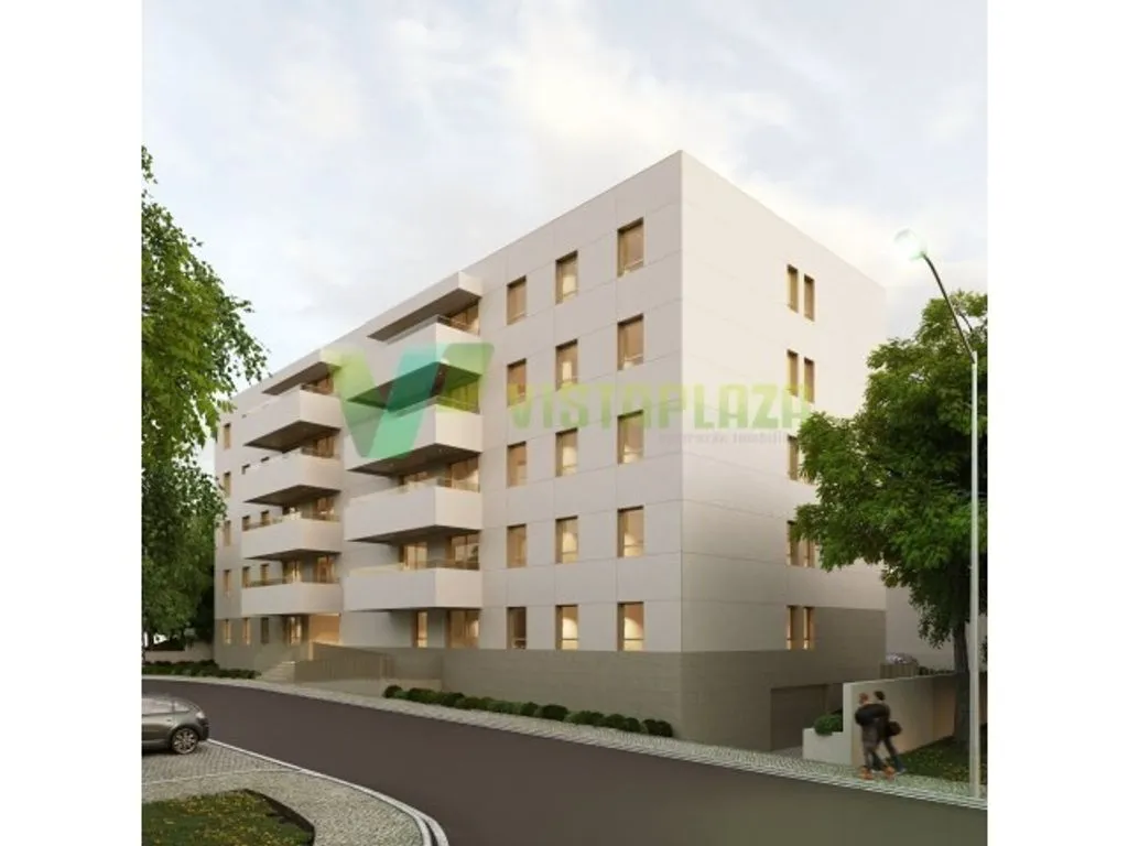 Luxury Apartment with Balcony in Portimão