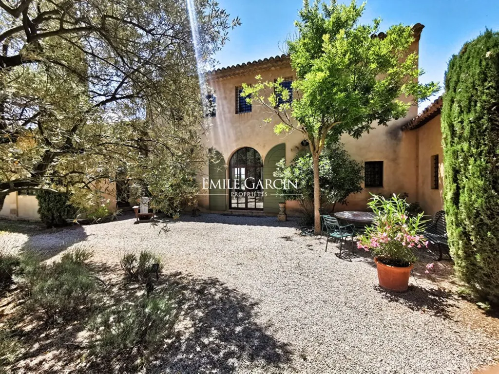 Aed - Provençal Bastide with Pool near Aix-en-Provence