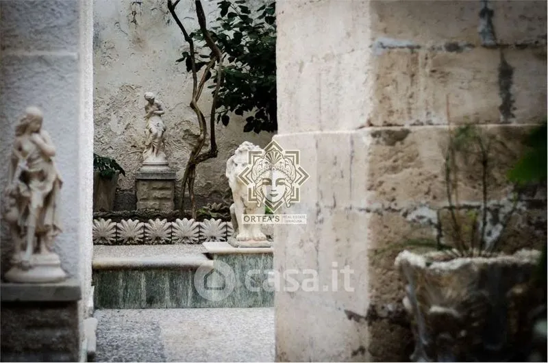Garden - Rented Duplex with Loggia in Siracusa