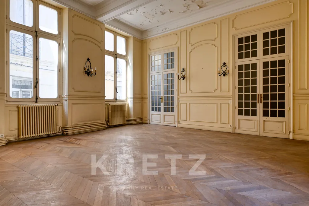 Séjour - Hôtel Particulier Historique avec Patio à Béziers