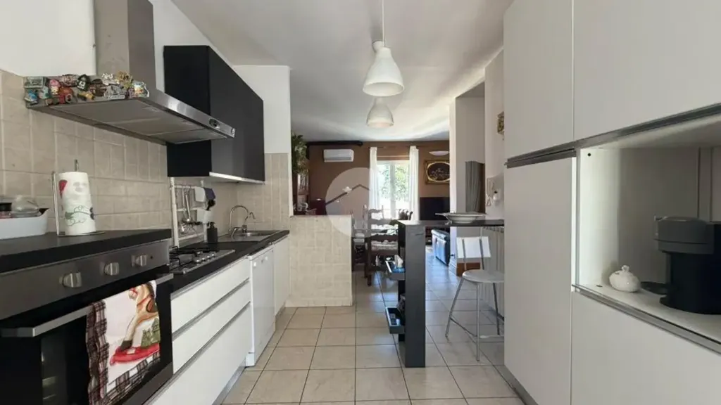 Köök - Rustic Apartment with Balcony in Nerola