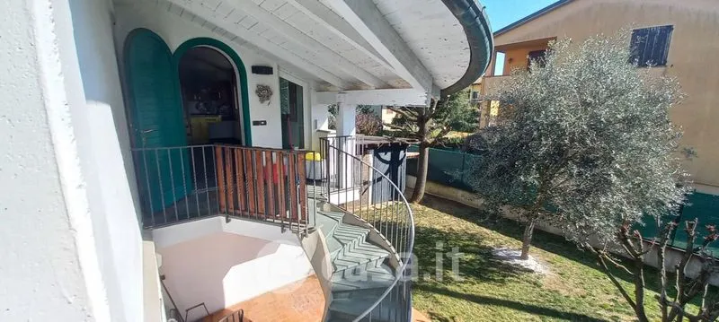 Balcon - Bifamiliar Villa with Balcony in Castel Guelfo