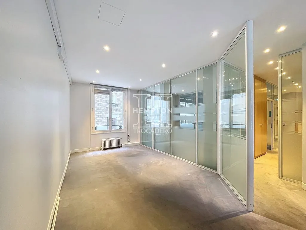 Kabinet - Luxury Duplex with Parking in La Muette, Paris