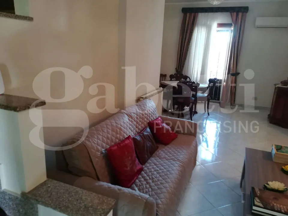 Elutuba - Semi-detached Apartment with Terrace in Palermo