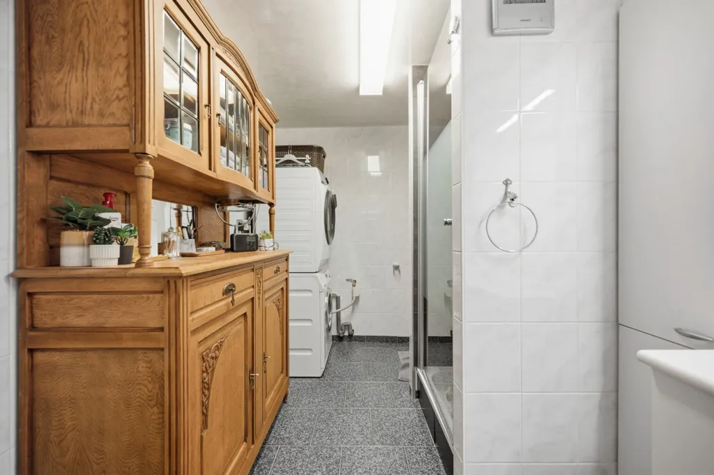 Salles de bain - Rijwoning avec Jardin et 2 Garages à Boutersem