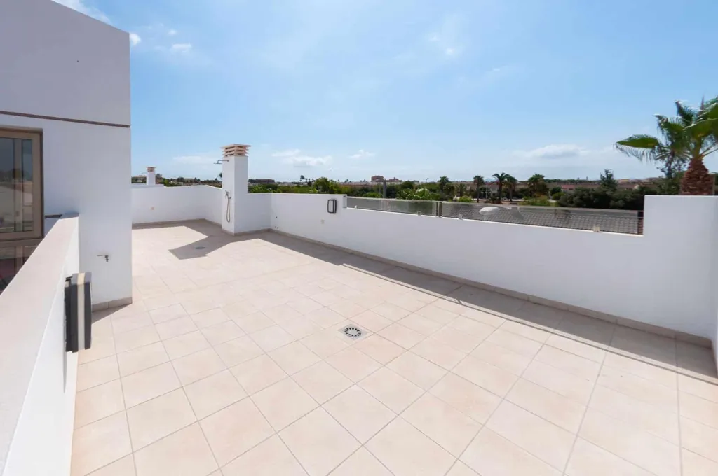 Terrass - Luxury Villa with Pool in Los Alcázares