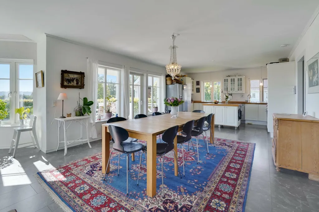Salle à manger - Modern Farmhouse with Equestrian Facilities near Himmelbjerget