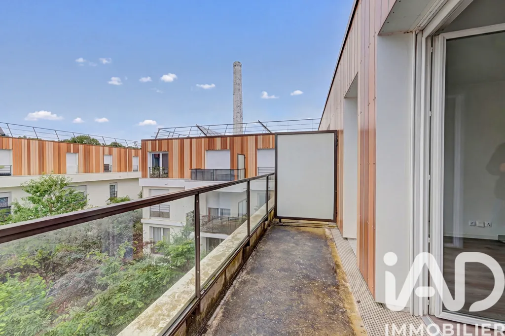 Balcon - Studio Moderne avec Terrasse à Pomponne