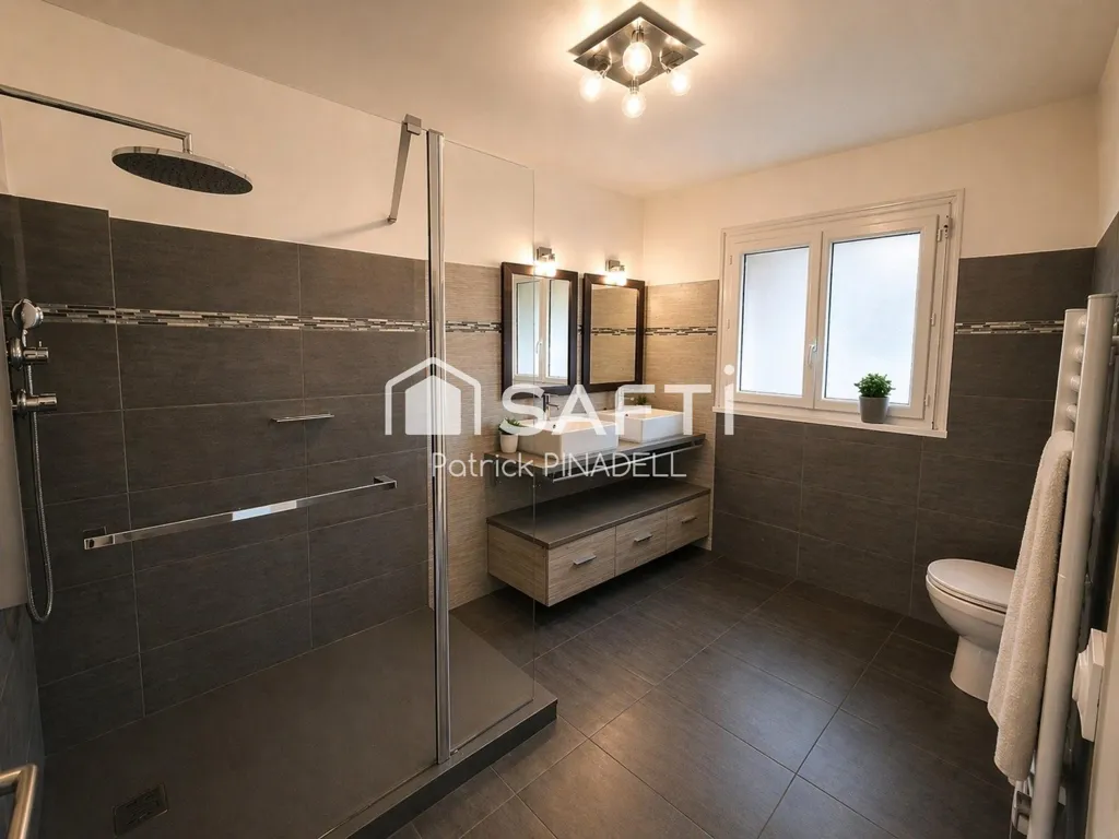 Salles de bain - Maison semi-détachée avec jardin à Bompas