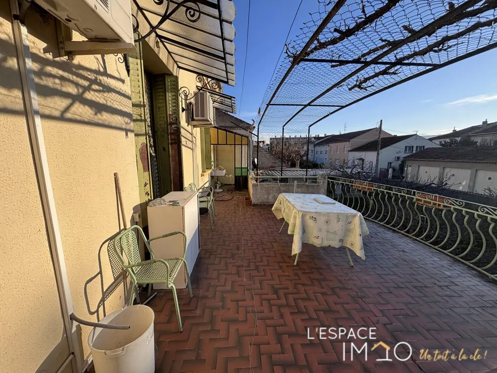 Terrass - Townhouse with Two Units in Cavaillon