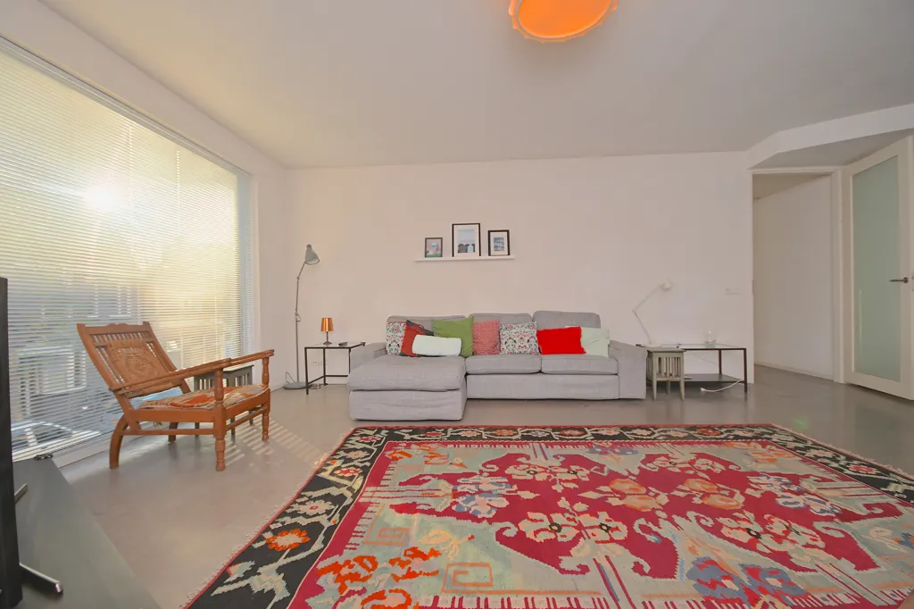 Furnished Two-Bedroom Flat with Balcony in Groningen