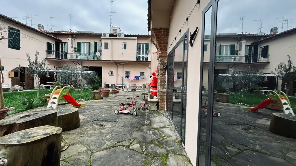 Garden - Historic Villa with Garden in Florence