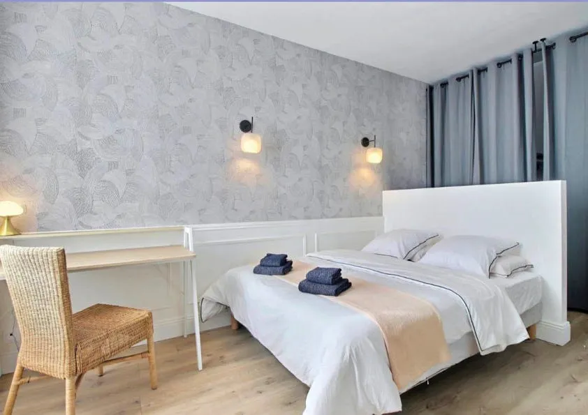 Magamistoad - Charming 3-Bed Flat with Water View in ETEL