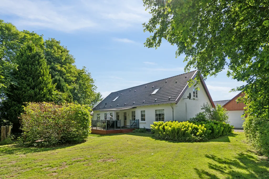 Jardin - Renovated Farmhouse with Equestrian Facilities in Vejle