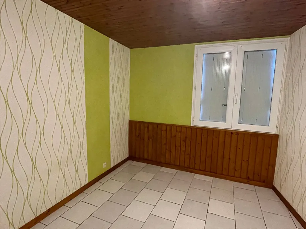 Maison 4 pièces à Doux