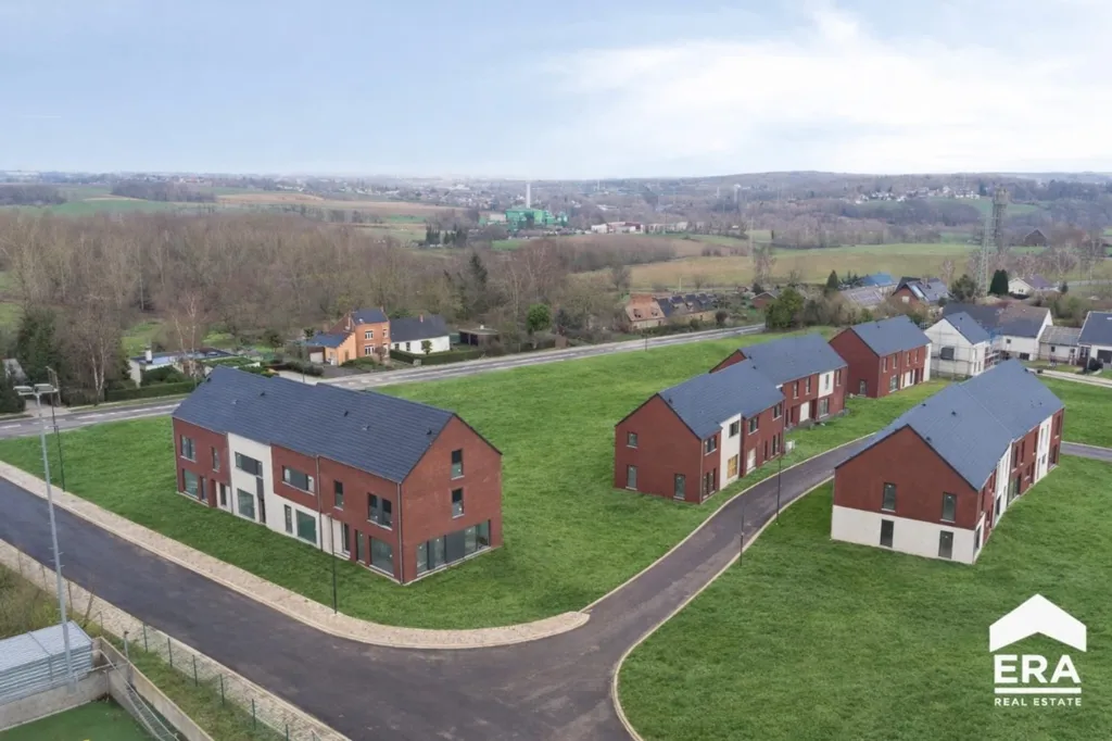 Õhuvaade - New-Build House with Garden in Virginal