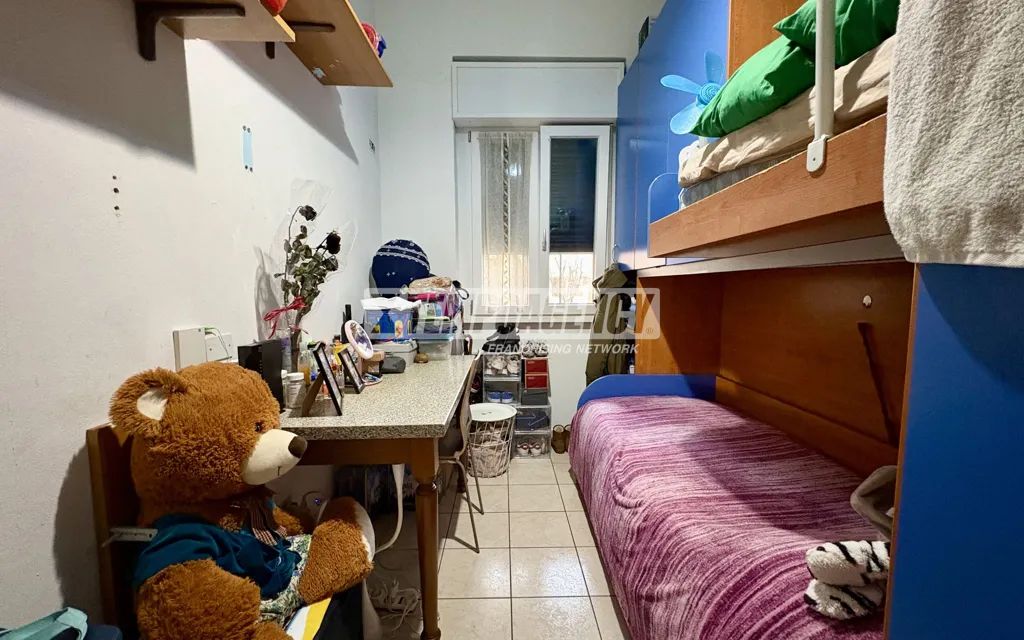 Magamistoad - Ground Floor Flat with Double Aspect in Pieve Emanuele Centre