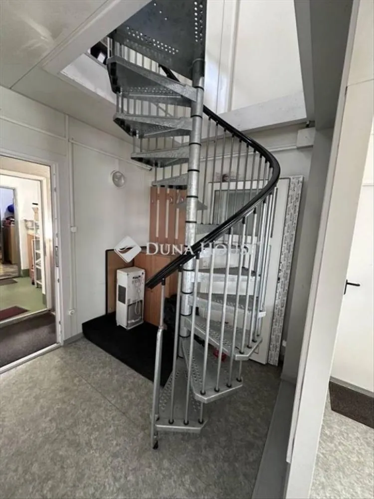 Stanze - Industrial Workshop with Office Space in Monor