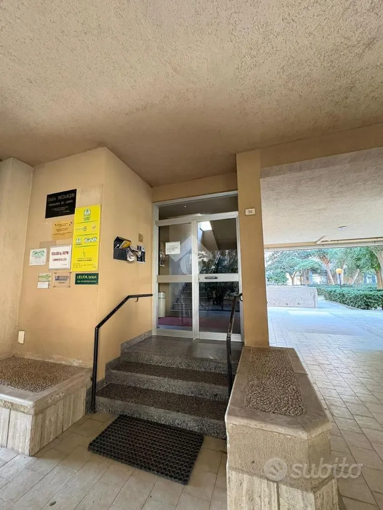 Entrée - Attic with Terrace in Trapani