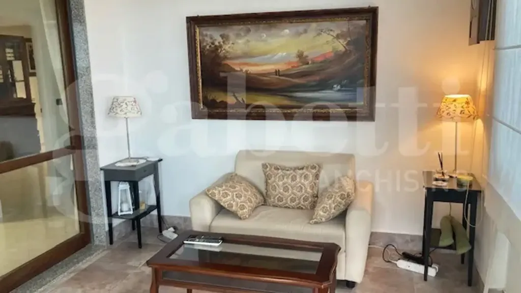 Soggiorno - Modern Flat with Balcony in Brindisi
