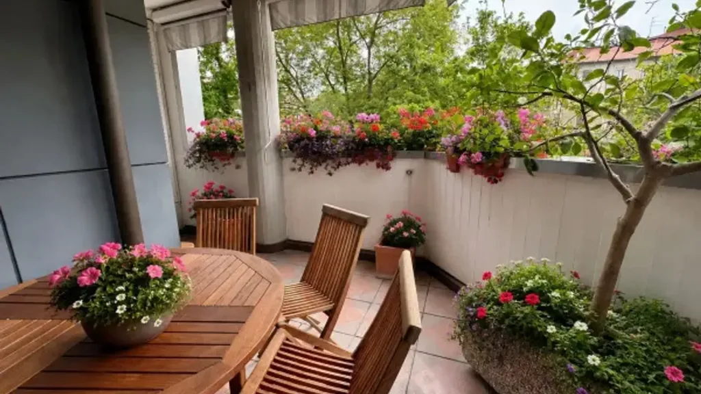Terrasse - Trilocale with Terraces in Via Nervesa, Milan