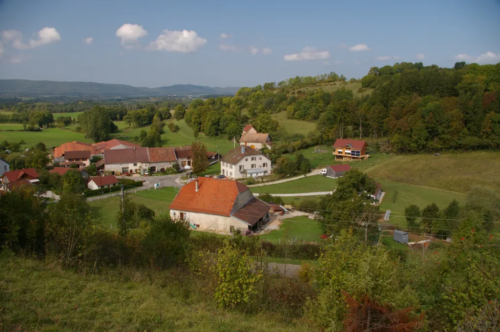 Historic Building with Potential in Soucia