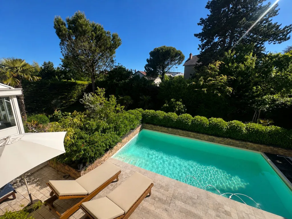 Bassein - Character House with Pool in Nuits-Saint-Georges