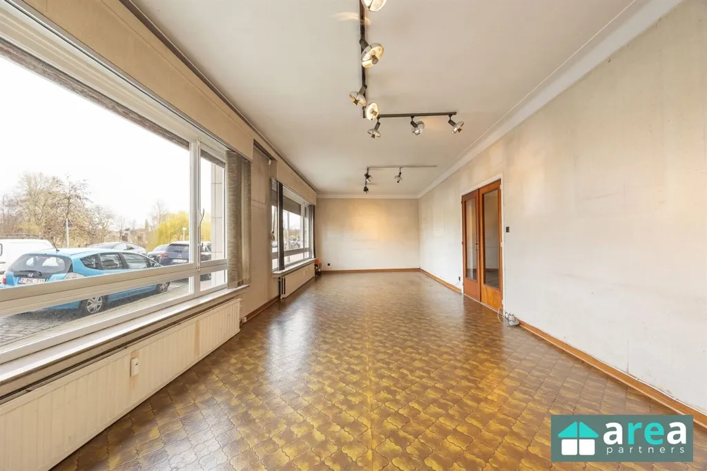 Toad - Ground Floor Apartment with Water View in Antwerp