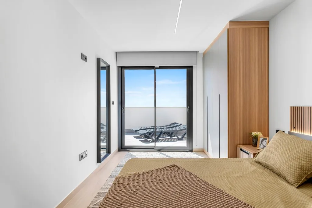 Magamistoad - Residential Complex with Private Pool in Guardamar del Segura