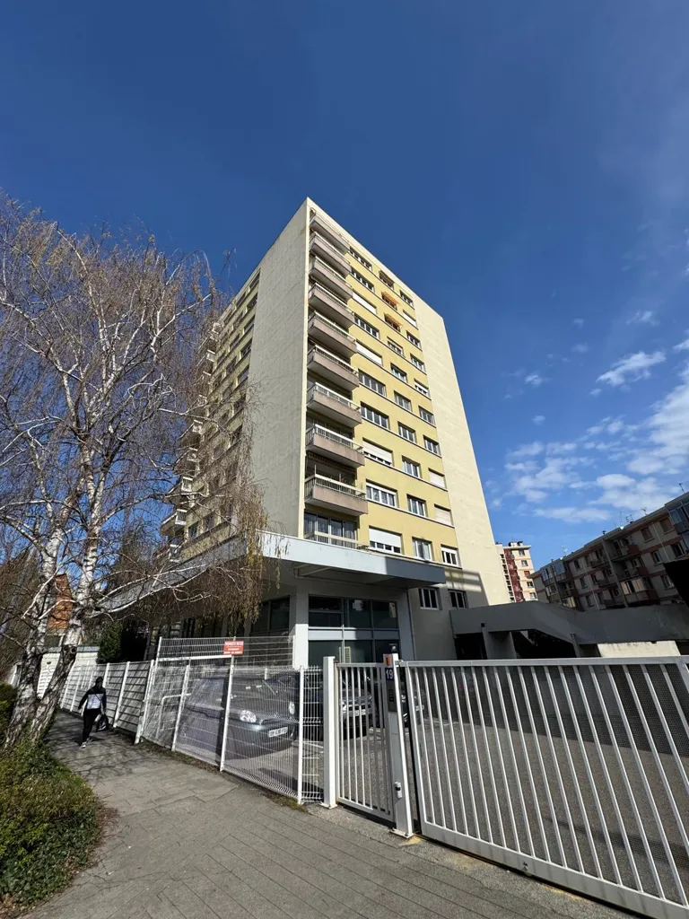 Appartement 5 pièces à Grenoble