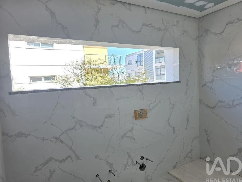 Salles de bain - 3-Bedroom Flat with Balcony in Portimão