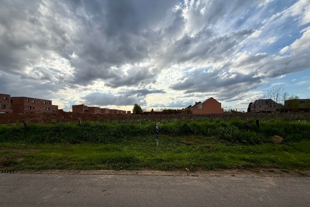 Aed - Building Plot in Meeswijk with Rural Character