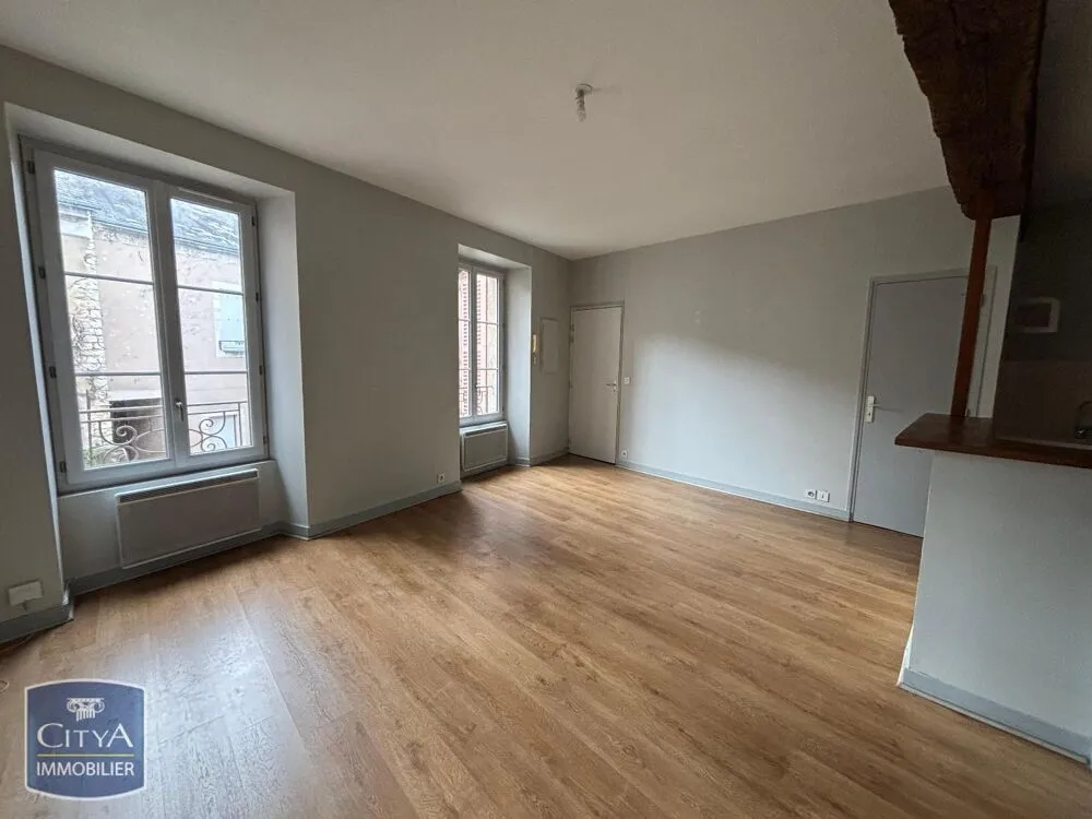 Pièces - Appartement 3 Pièces en Hyper-centre à Châteauroux