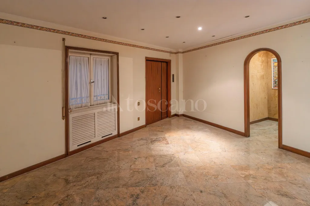 Toad - Spacious Apartment with Balcony in Monteverde, Rome