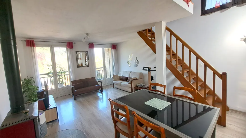 Séjour - Maison avec Jardin à Anneyron