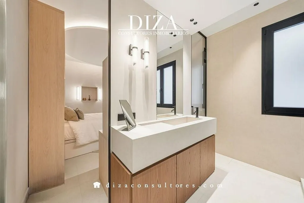 Salles de bain - Penthouse with Garden View in Salamanca