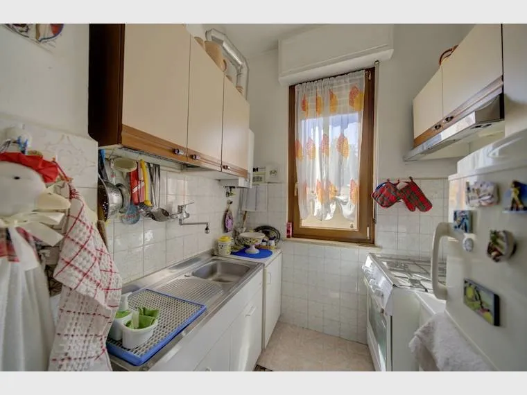 Köök - Partially Rented Flat with Balcony in Rivalta di Torino