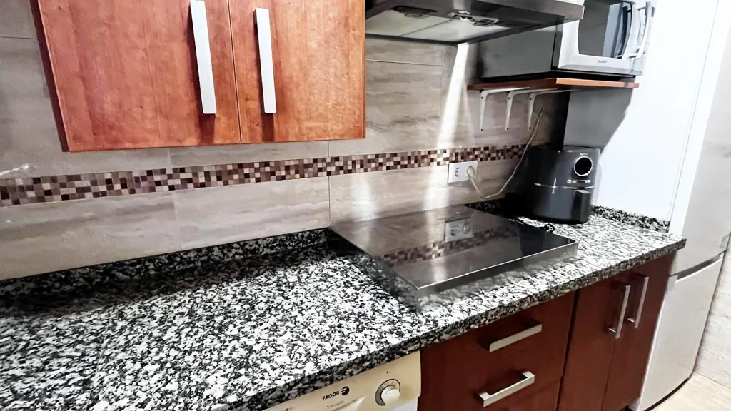 Cuisine - 2-Bedroom Apartment with Air Conditioning in Viñuela