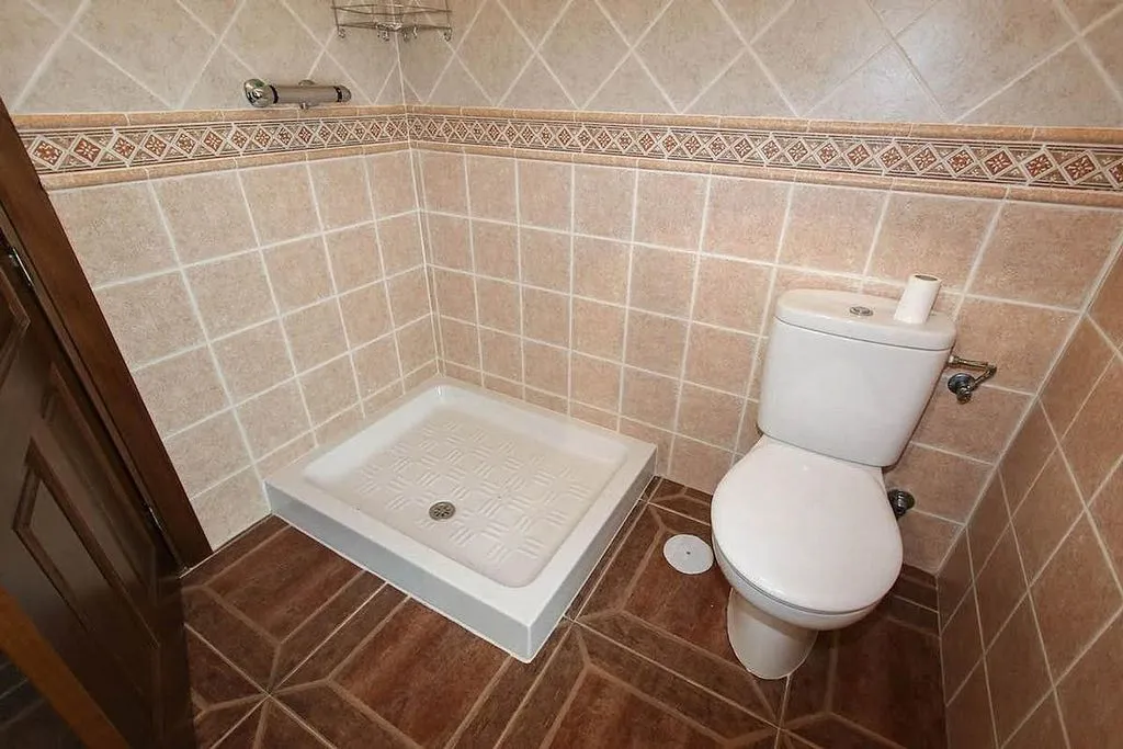 Vannitoad - Adjoined House with Terrace in Guaro