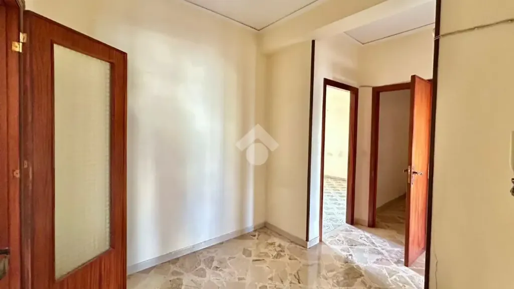 Ingresso - Spacious Apartment with Balcony in Palermo