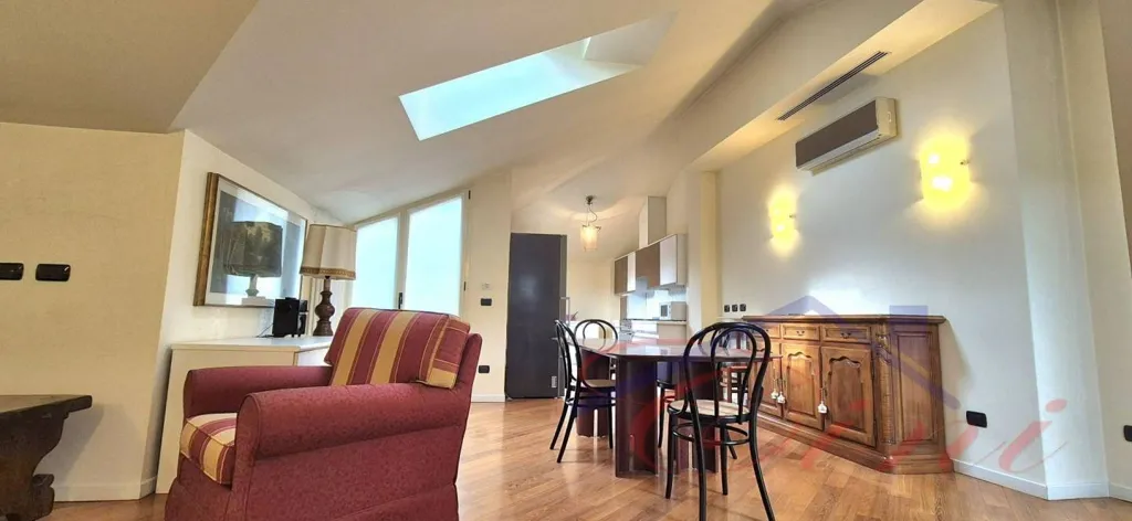 Elutuba - Modern Apartment with Terraces in Lecco Centre