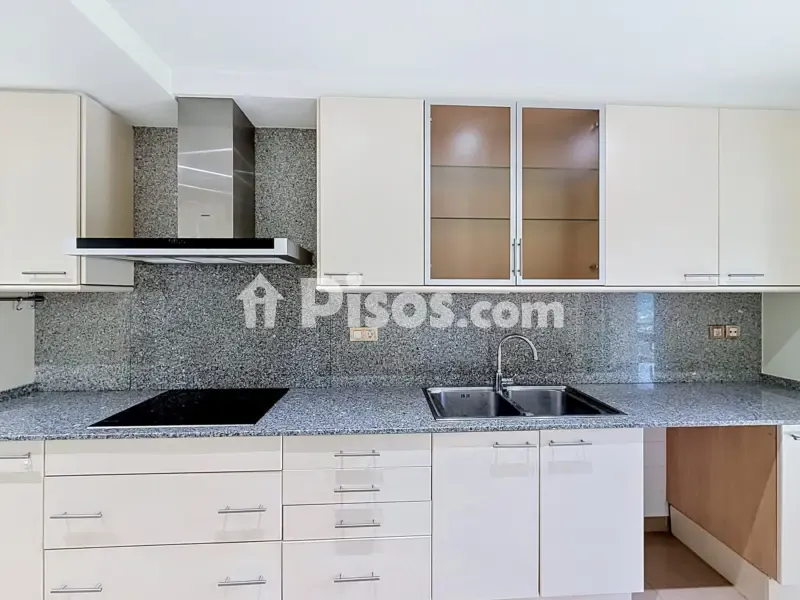 Cuisine - Apartment with Parking and Storage in Escaldes-Engordany