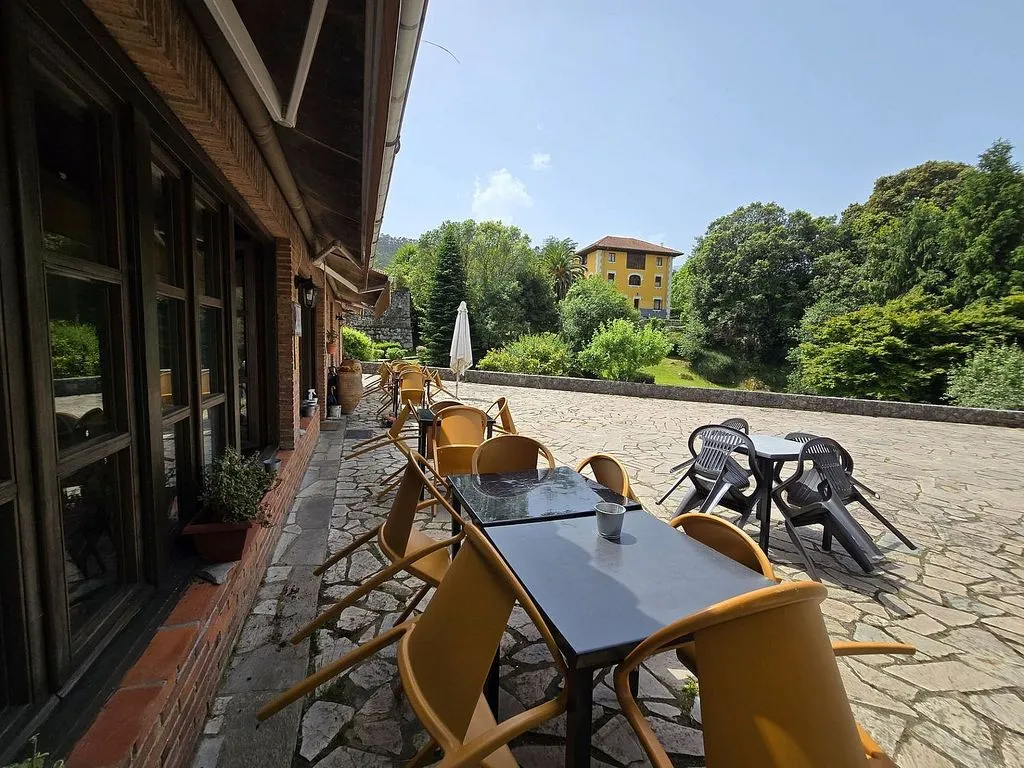 Terrasse - Historic Chalet with Garden in Puertas de Lugar