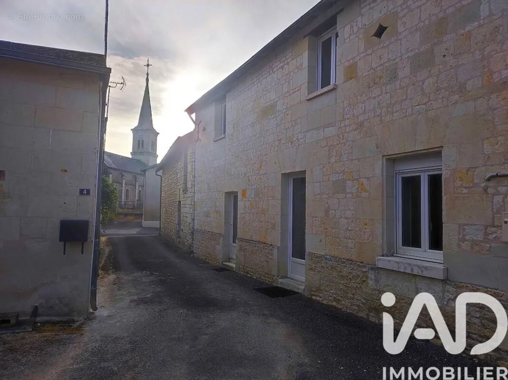 Maison de Village Rénovée au Calme à Bournand