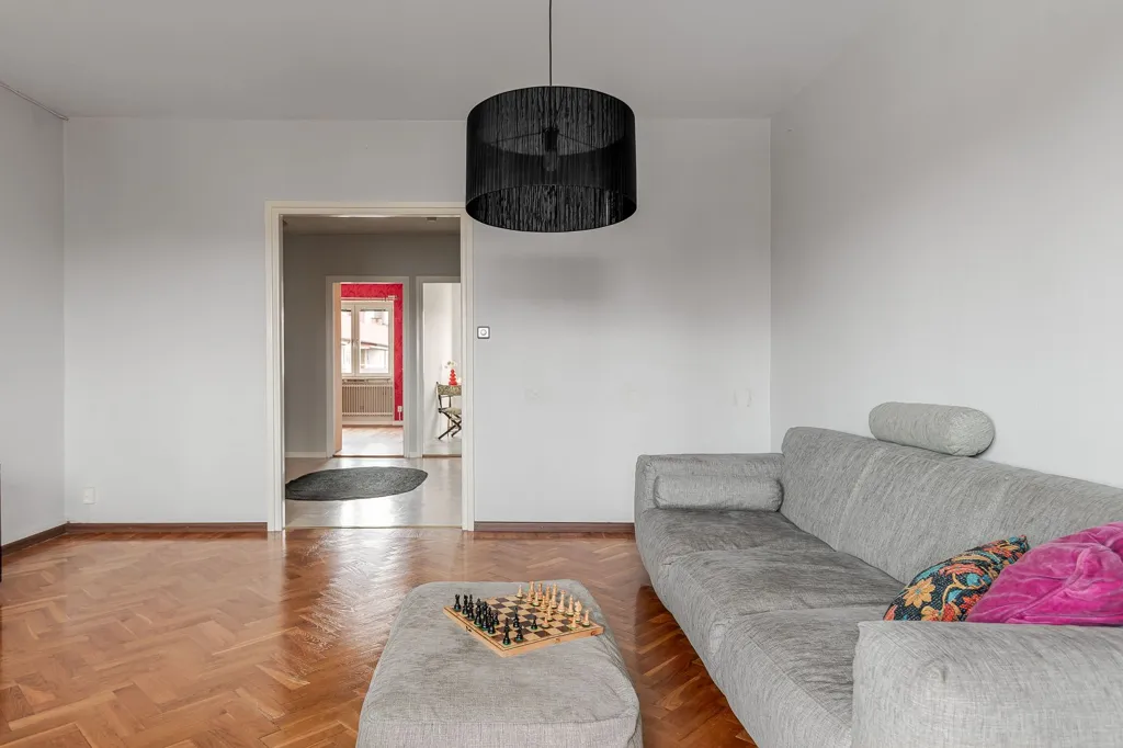 Elutuba - Apartment with West-Facing Balcony in Södermanland