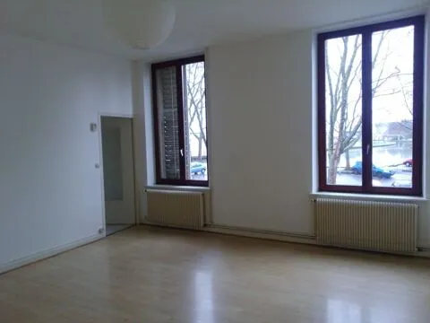 Stanze - Duplex Apartment with 4 Bedrooms in Nancy