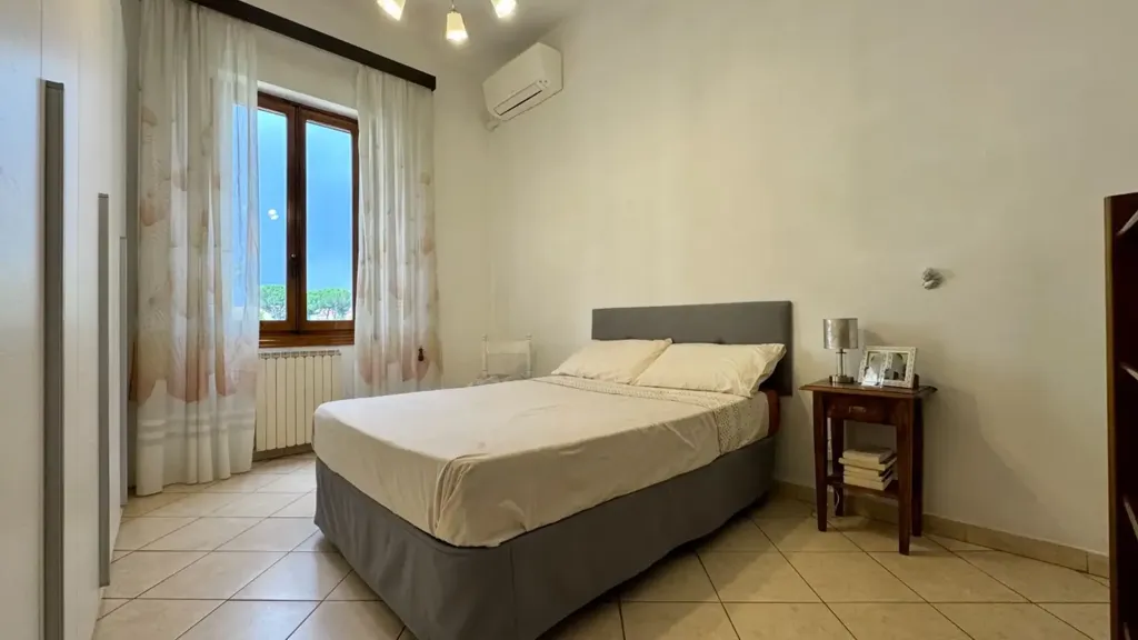 Chambres - Spacious Apartment with Private Garden in Empoli