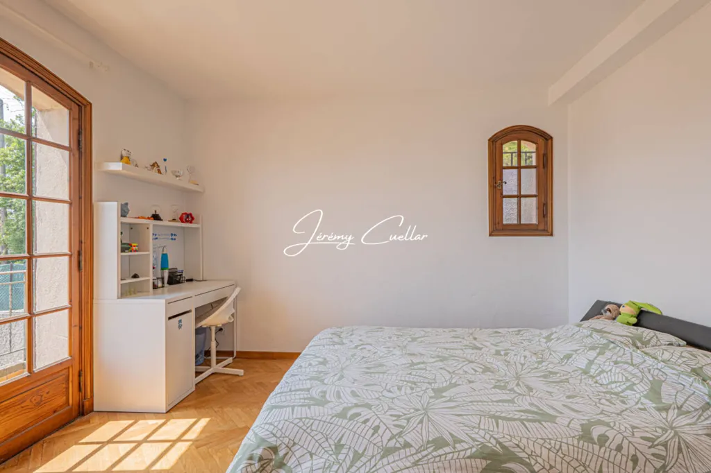 Chambres - Duplex avec Terrasse Panoramique à Saint-Laurent-du-Var